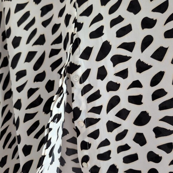 3/$30 Print button down top - Picture 3 of 5